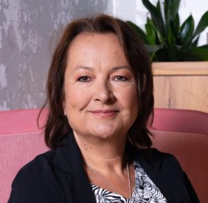 anja van niersen chair min