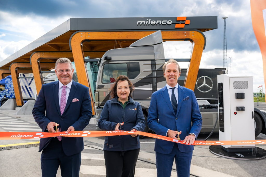 opening antwerp milence by anja min