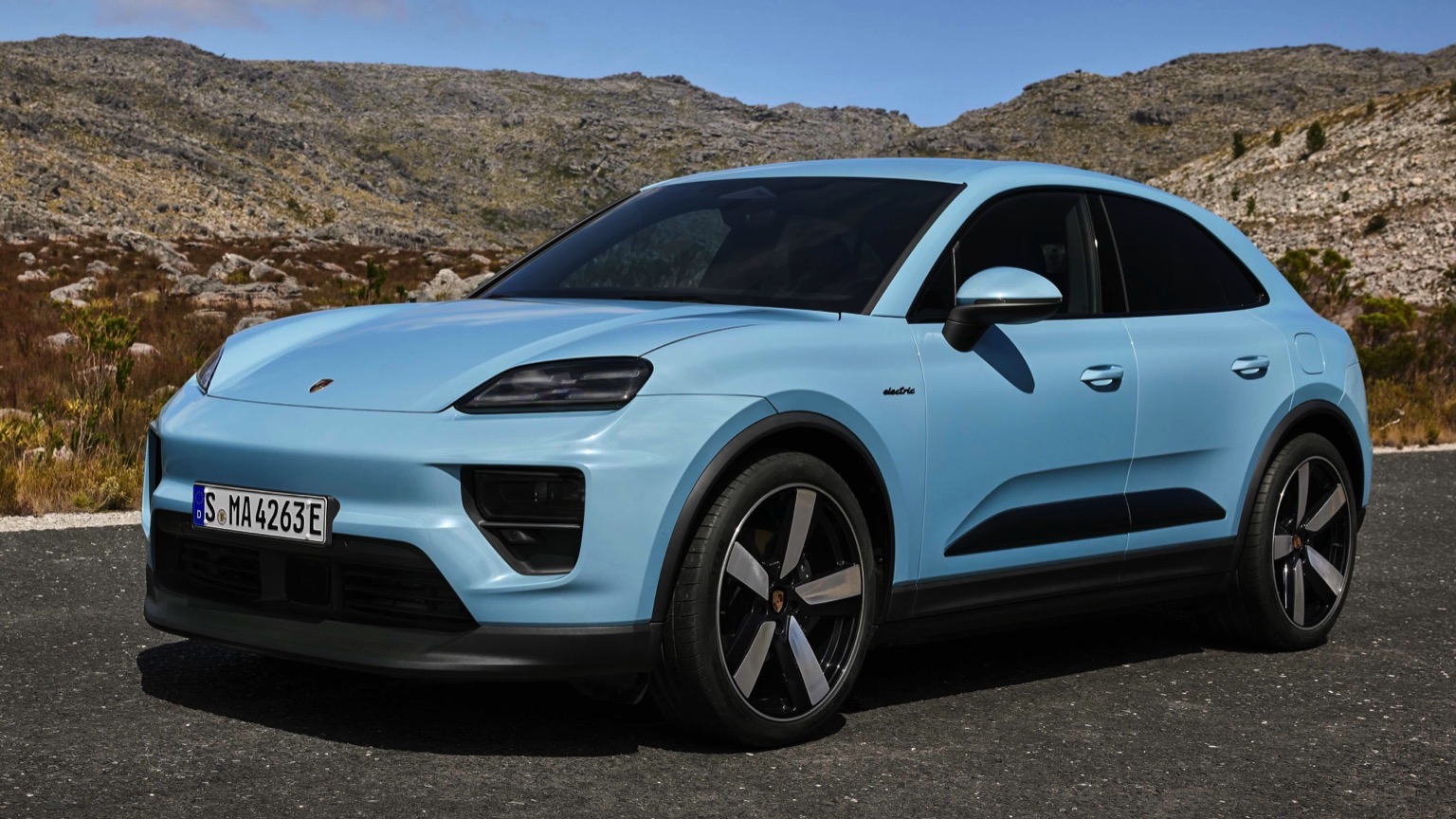 Porsche Macan EV - powerful comeback with almost 26.000 units