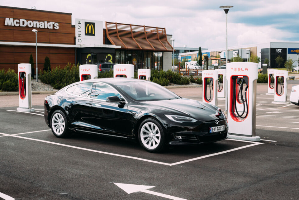 tesla fast charging hub